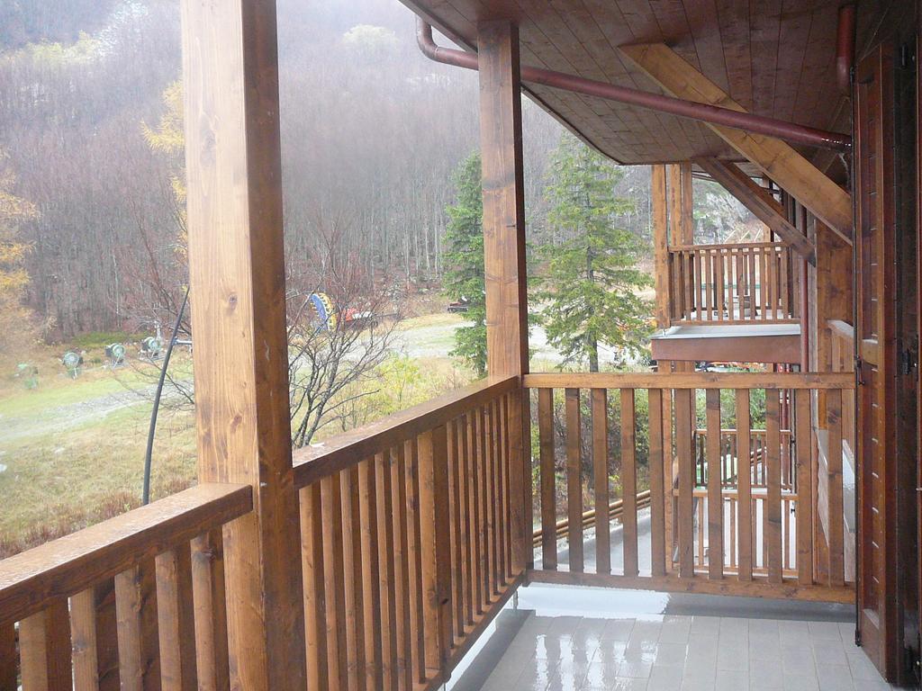 Il Cervo Bianco Aparthotel Abetone Oda fotoğraf